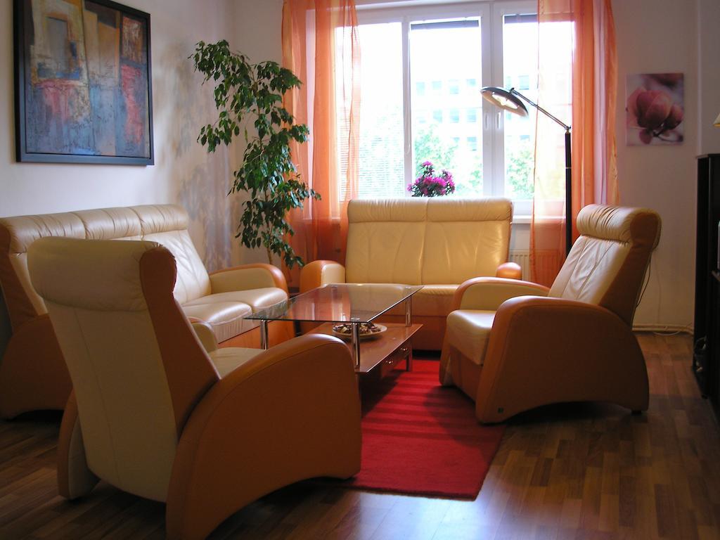 Apartment Accommodation Up To 17 Bratislava Exteriér fotografie